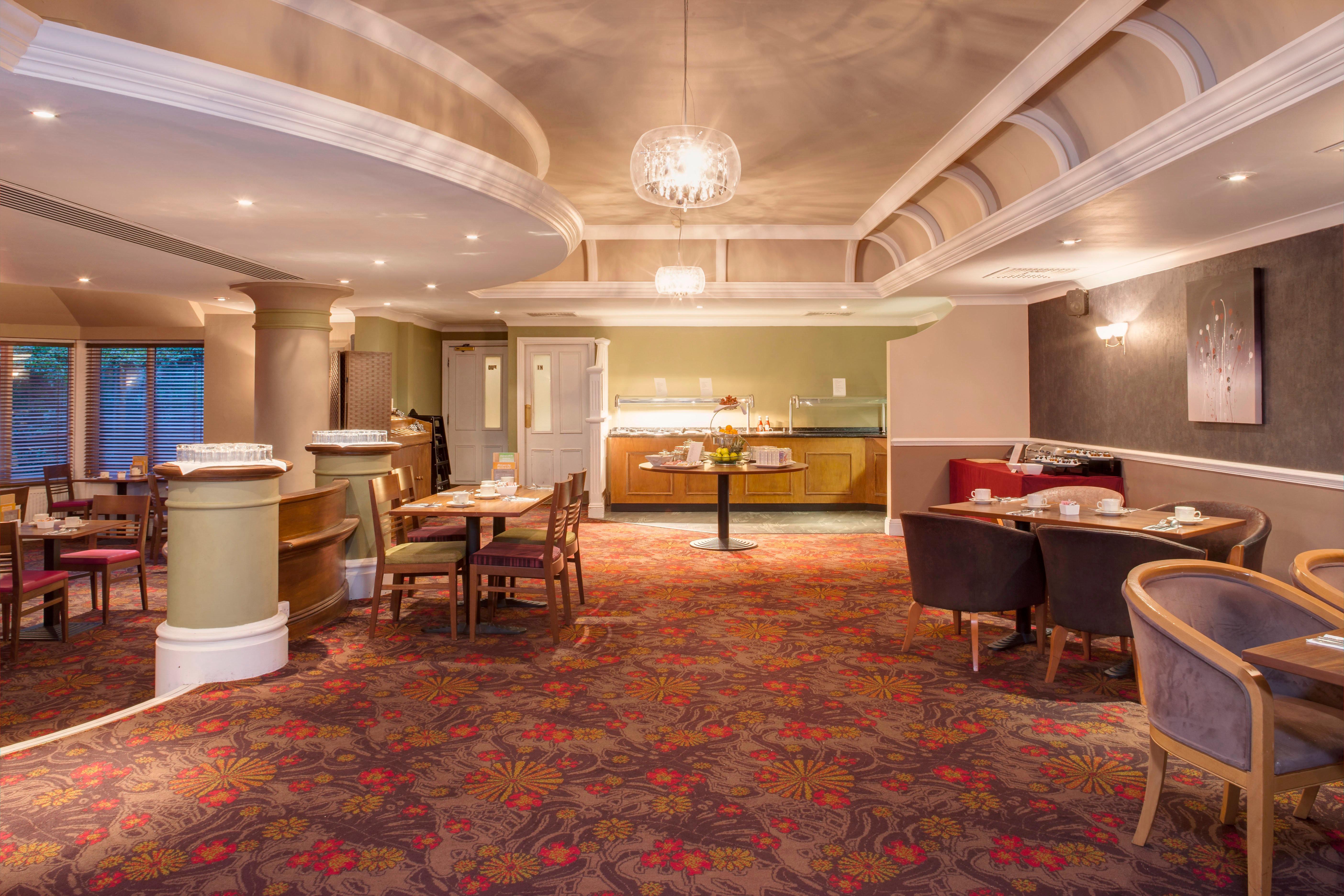 Holiday Inn Reading West By Ihg Exterior foto