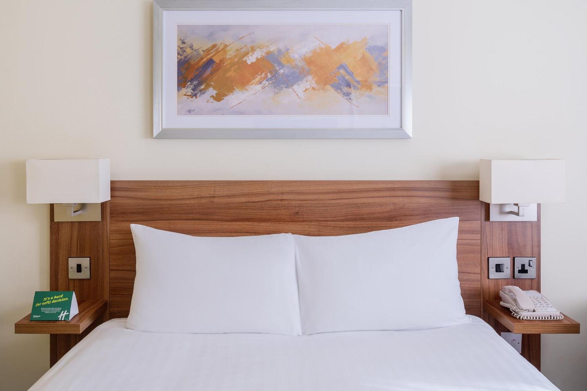 Holiday Inn Reading West By Ihg Exterior foto